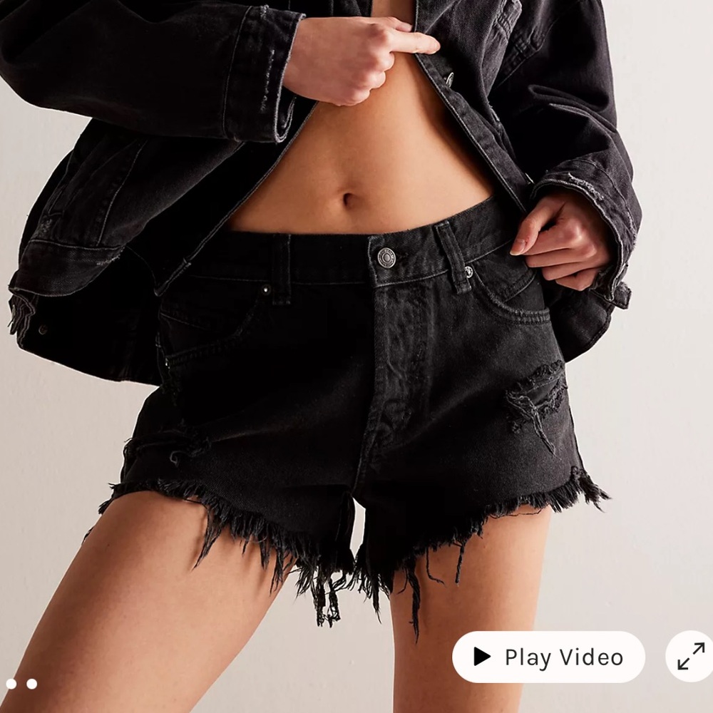 We The Free Now or Never denim shorts size 27